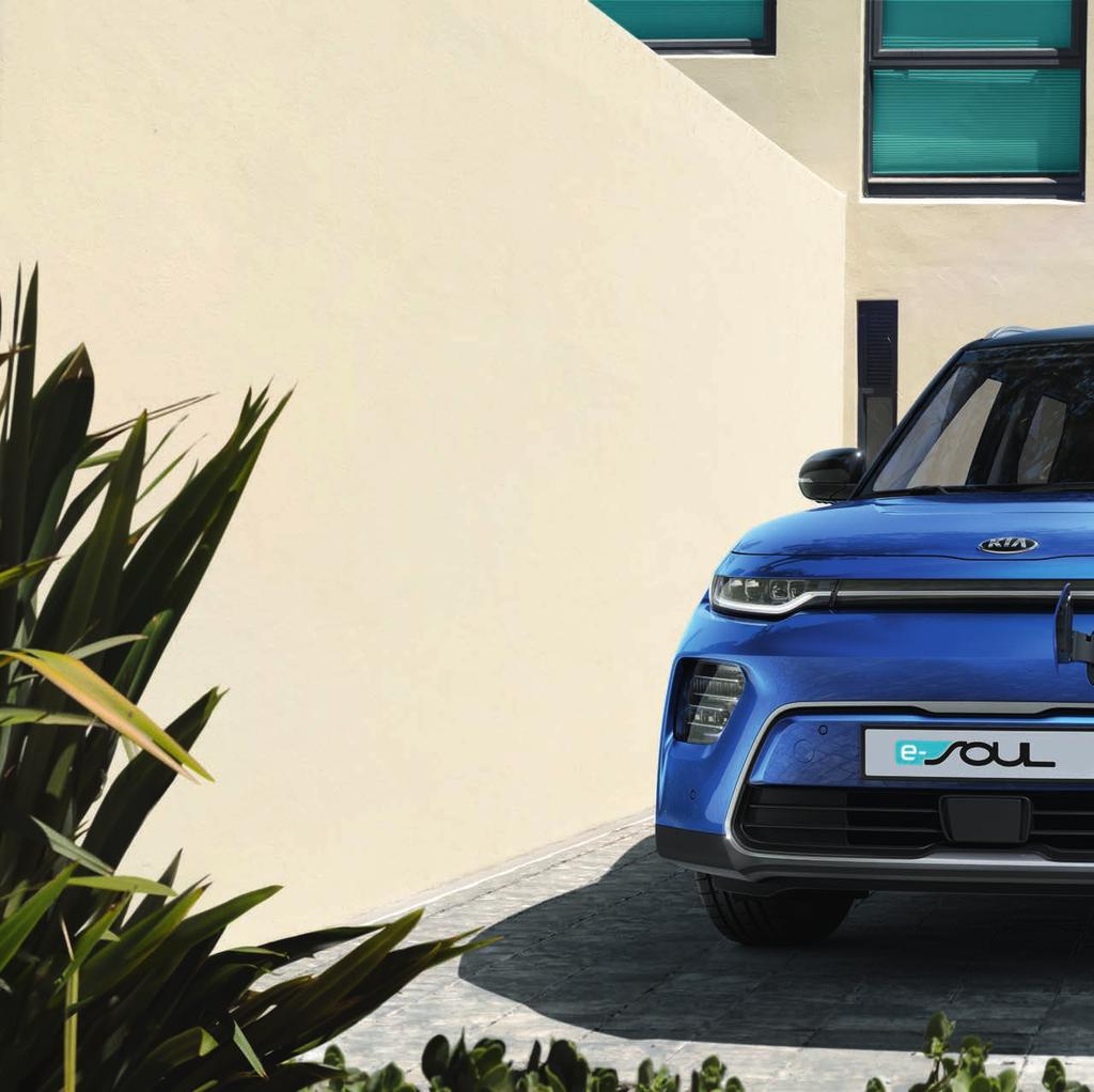 EXTERIÖR EN ELBIL UTÖVER DET VANLIGA Fräsh, cool och lekfull. Framtiden är full av möjligheter i den nya helt nya eldrivna crossovern Kia e-soul.