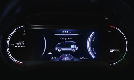 Välj din favoritmusik på Harman Kardon ljudsystemet och rulla iväg med den speciella känslan som bara en modern elbil kan erbjuda.