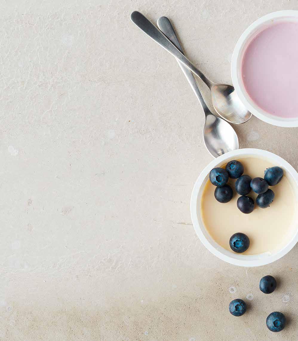 LINDAHLS KVARG Lindahls Kvarg i 150 g bägare är ett mättande litet mellanmål utan tillsatt socker.