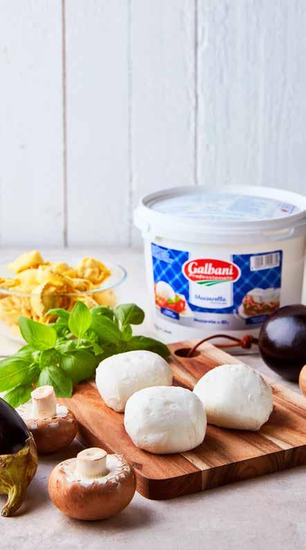 Förpackning: 1 kg Antal/kartong: 4 Art nr: 2424 GALBANI MOZZARELLA SKIVAD Färsk mozzarella i skivor à 7 X 5