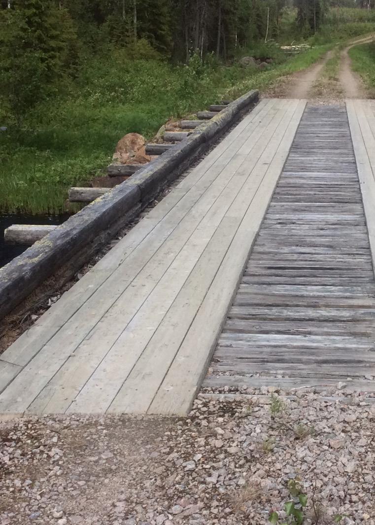 Innehåll 3 Förord 4 Inledning 5 Upphandlingsprocessen 5 Allmänt 5 Parter vid upphandling 7 Arbetsmiljö 9 Entreprenadform 9 Totalentreprenad 10 Utförandeentreprenad 11 Avtal 11 Standardbestämmelser 12