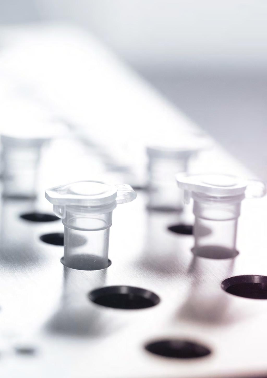 DiviTum DIVITUM HAR VISAT SIG KUNNA UTVÄRDERA EFFEKT AV BEHANDLING MED CDK-HÄMMARE CDK-hämmare och aromatashämmare är standard som förstahandsbehandling för kvinnor med spridd HR+ bröstcancer i USA