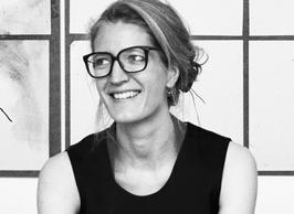 RÖRELSER I TIDEN Årets första edition, Keeper of the Touch av Martha Ossowska Persson, presenterar trettio olika akvareller där händer vrider sig eller gnids mot varandra.