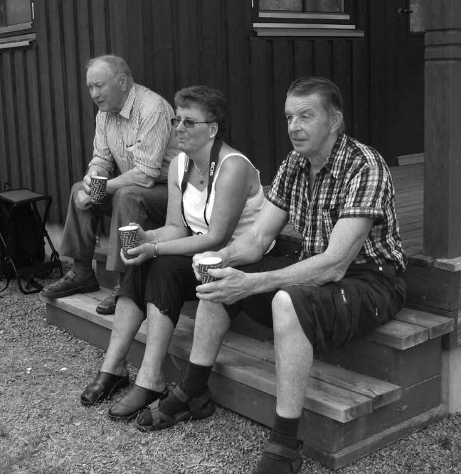 Årsmötet i Hillringsberg 2006 PROTOKOLL fört vid årsmöte med Gustaf Schröder- Sällskapet, på Hillringsbergs herrgård onsdagen den 6 juni 2007. Närvarande: ett 50-tal medlemmar 1.
