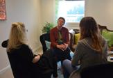 Uppsala Stadsmission arbetar både i akuta situationer och mer långsiktigt - med uthålligt stöd och genom arbetsrehabilitering och behandling.