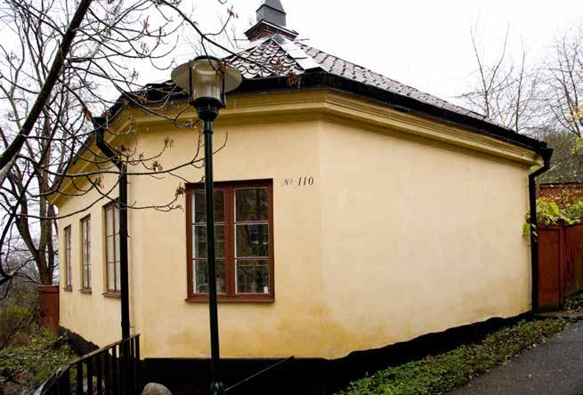 STENHUSET NUMMER 8 UPPFÖRDES UNDER 1870-TALET. I DET AVFASADE HÖRNET FANNS URSPRUNGLIGEN EN ENTRÉ. FOTO: J.