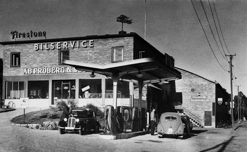 Figur 3. Fröberg & Sjöberg och Nynäs bensinstation. Fotot är taget under 1950-talet. Källa Sundsvalls museums fotoarkiv.
