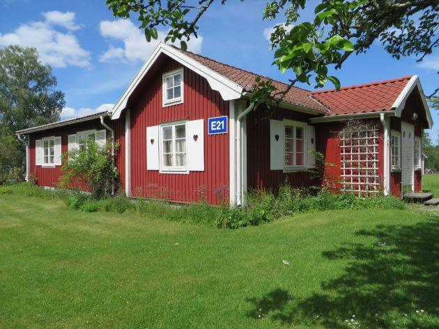 Emmabo 1:63, Lindgrenska torpet, även kallad Röda