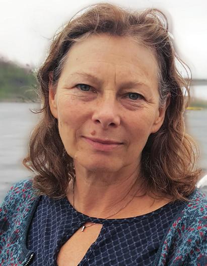 Föredragshållare Äldreomsorg i förändring w hur påverkas anhöriga och personal? Marta Szebehely är professor i socialt arbete med inriktning mot äldre vid Stockholms universitet.