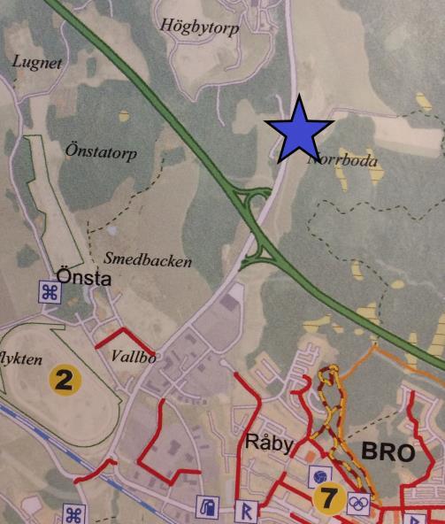 Väghållningsstenar i Upplands-Bro Förr hade jordägarna inom socknen ansvaret för vägunderhållet. Med väghållningsstenar vid vägkanten markerade man vilken gård som ansvarade för en viss sträcka.