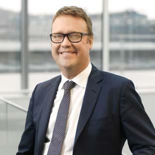 VD för Flexlink 2006-2016 där han började sin karriär 1998 och bland annat även var affärsområdeschef under åren 2003-2006.