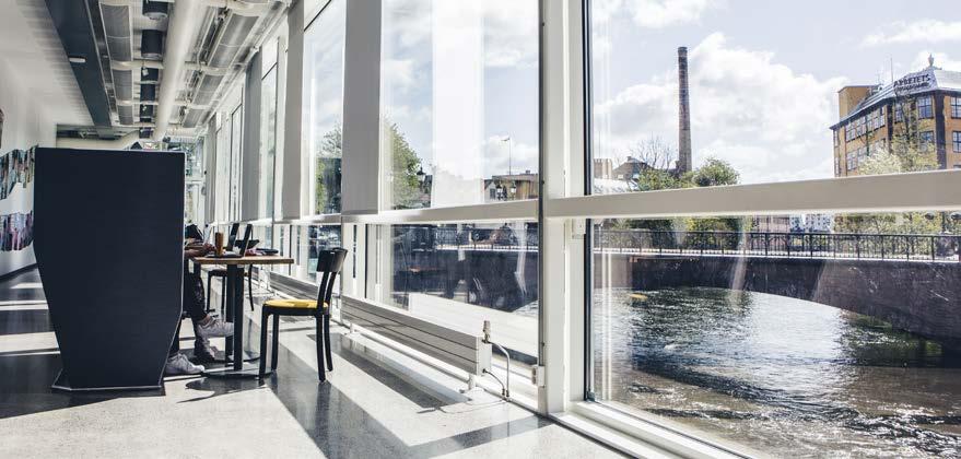 ANPASSA STUDIEPERIODERNAS LÄNGD efter studiematerialets svårighetsgrad. Planera in pauser men se till att de inte blir längre än du planerat. MAN FÅR INTE tid man måste ta sig tid. Prioritera!