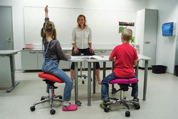 KONTOR UTBILDNING Säkert sittande för båda könen Att sitta med dålig hållning stör cirkulationen och förhindrar att hjärnan får tillräckligt med syre.