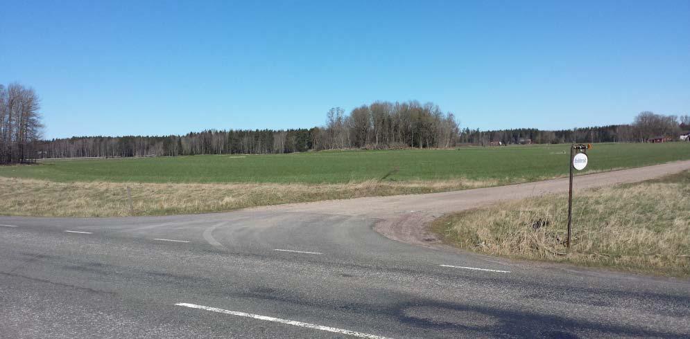 7.Brodderudsslätten Brodderuds gård ligger mitt i ett stort avgränsat landskapsrum direkt öster om Mariestad.