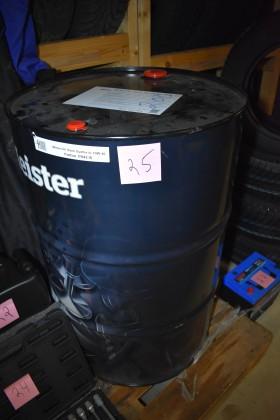 00 kr exkl moms 1 st fat (208 L) olja,