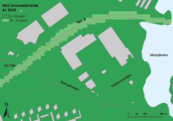 Figur 11. Beräknad årsmedelhalt av kvävedioxid, NO 2 (µg/m³) under ett kalenderår år 2035 för nollalternativet. Normvärdet som ska klaras är 40 µg/m 3.