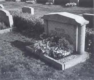 På entreprenad i Mora GRONA FAKTA Kyrkogårdsförvaltningen i Mora började 1989 med ett 20-tal Emperilådor på prov. Förvaltningen hade en mer allmän uppfattning att lådorna skulle bli bra där.