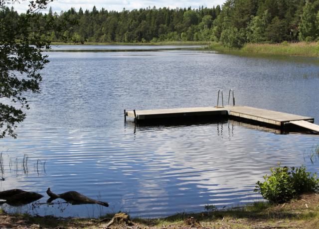 KÅRSTA MED OMNEJD BOSTADS- OCH BEFOLKNINGSUTVECKLING BARN- OCH UNGDOMSFÖRVALTNINGEN I Kårsta med omnejd kommer befolkningen vara relativt konstant för barn i skol- och förskoleålder.