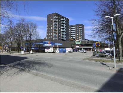 Norra Kvarngärdet har ett stadsplanehistoriskt värde som ett av de första storskaliga områdena som kring 1960 planlades efter principen lågt och tätt i stället för högt och glest.
