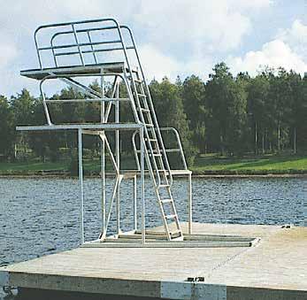 SF Hopptorn 1 meter Hopptornet består av en 4-stegs badstege som monterats på ett stativ i varmgalvaniserat stål.