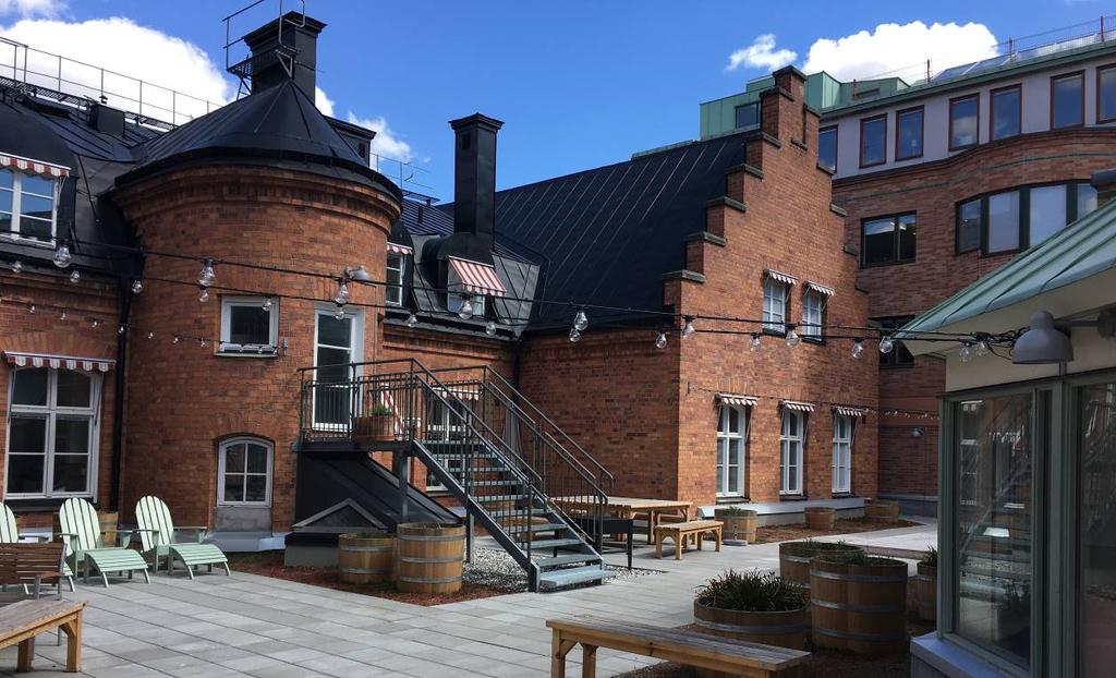 Grön linje visar takterrass som idag används som gård till de befintliga