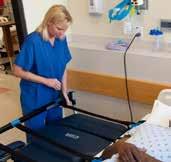 Att flytta en patient kan vara utmanande och osäkert, särskilt när man arbetar med tyngre patienter.
