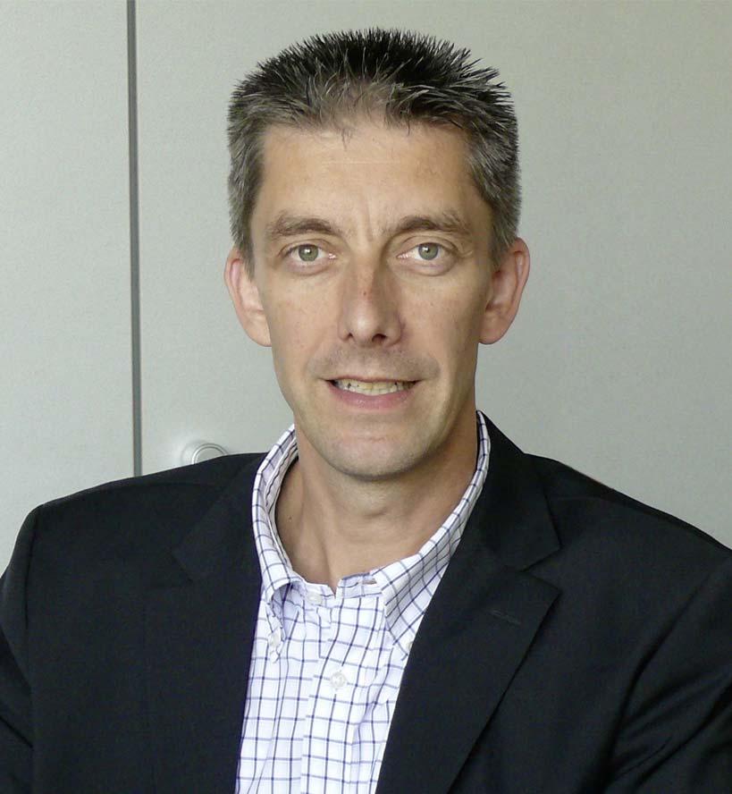 Christian Benz Affärsområdeschef för HMI Products sedan november 2010 Ansvarig för produktutveckling, tillverkning