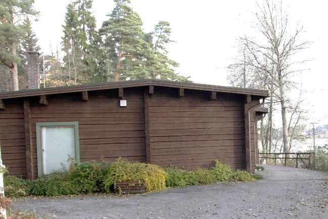 17 1. 2. 3. 4. Bild 2-5. Den södra bastubyggnaden, bilderna 1 3.