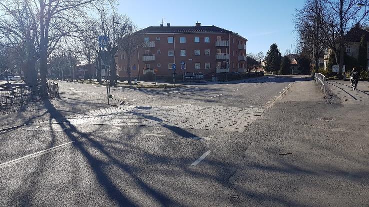 25 Storgatan vid Centralskolan En korsning i anslutning till Centralskolan.