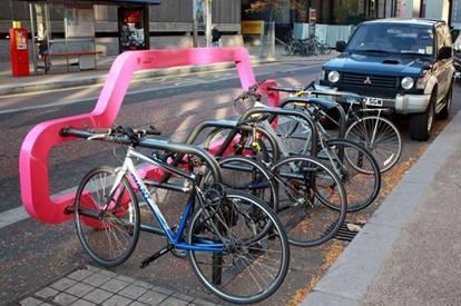 det förekommer verksamhet för barn och ungdomar. Mora kommun arbetar med beteendepåverkande åtgärder omkring skolorna och ska fortsätta med detta.
