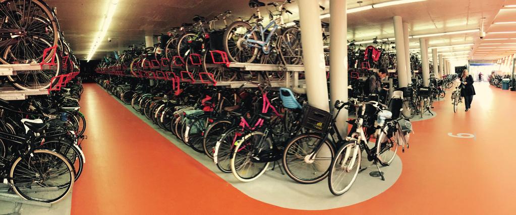 Åtgärdsförslag för parkeringslösningar Parkeringsgaraget bedöms kunna hantera den framtida mängden bilar och cyklar, men för att uppnå den färdmedelsfördelning som presenterats krävs bättre lösningar