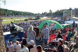OLK E S PROGRAM TORSDAG 11 JULI Nu är helgen här, den största på året för oss travfantaster i och omkring Årjängstravet, travhelgen då vi får