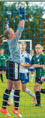 se Lördag kväll vid Björnevi: Lekar och aktiviteter, bumperball, hoppborg m.m. kl 19.00 uppträdande Dyess och May Never Came spelar från scenen. kl 19.30 intressant föreläsning om tävlingens psykologi i Frykenskolans aula med idrottsdoktor Henrik Gustafsson.