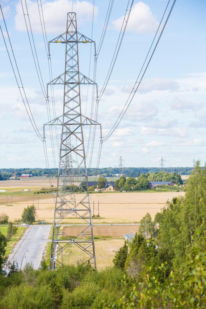 Sammanfattning Rapporten beskriver hur Svenska kraftnät tar hand om avvikelser inom hälsa, miljö, säkerhet och kvalitet (HMSK) som inträffat under Q1 2019.