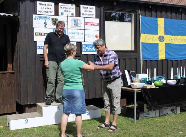 På sommarhalvåret skjuter vi dessutom föreningstävlingar under ca var annan helg på skjutbanan i Sjömossen.