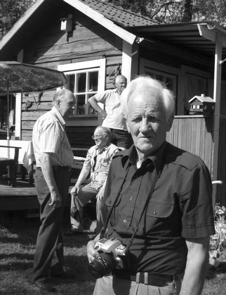 Vi hade ett spännande utflyktsprogram, men främst skulle vi få äran att dela ut Litteraturpriset till Ann Sundén Cullberg. Hon hyllades med diplom, blommor och prissumma.