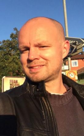 En hälsning från kårens sociala arbete SOPPA, TVÅL OCH FRÄLSNING Kafé i Gemenskap har öppet varje vardag kl.09-12. Vid kl.10.30 stillar vi oss i ca 15 minuter för en stund av musik och eftertanke.
