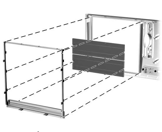 Uppgradera maskinvara Ä SE 4. Dra försiktigt underpanelen med panelskydd bort från frontpanelen och ta sedan bort önskat panelskydd. UPP! Håll underpanelen rakt när du drar ut den ur frontpanelen.