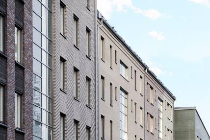 Region Stockholm 560 bostäder i pågående produktion varav 51 procent bokade eller sålda Avvaktande men stabil marknad Under perioden färdigställdes 51 bostäder; Brf Koloristen i Lilla Sköndal Två