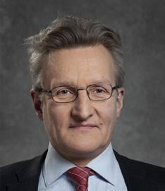 senior biträdande direktör, förändringsledning, projekt 2007 2009 Lindex, styrelsemedlem 2018 Stockmann Oyj Abp, kommunikationsdirektör 2013 2017 kommunikationschef 2010-2013 Fiskars Oyj Abp,