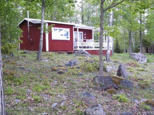 Ägarform Källviken 1:1 och 2:1 ägs av Stiftelsen Storebro Bruks AB semesterhem Källviken som är en juridisk person.