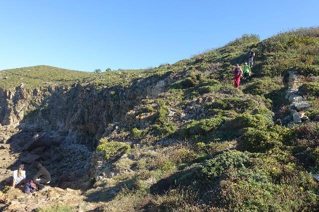 Camiño dos Faros, Malpica - Fisterra, 9 nätter 5(8) Det är möjligt att korta den här dagen med ca 5 km genom att utesluta vandringen runt Touriñáns udde, men du missar då både fyren och Spaniens