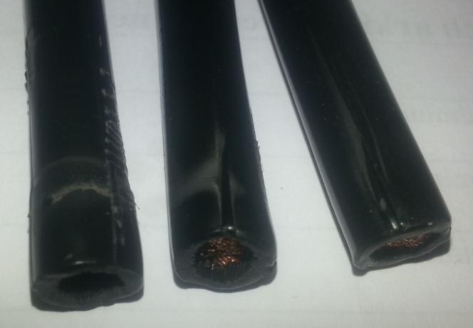 3.1 Experiment: Utdragning De otandade klorna gav lite varierade resultat. Ibland fick klorna inget grepp och kabeln gled ur. Vid andra tillfällen lyckades ca 3 mm dras ut.