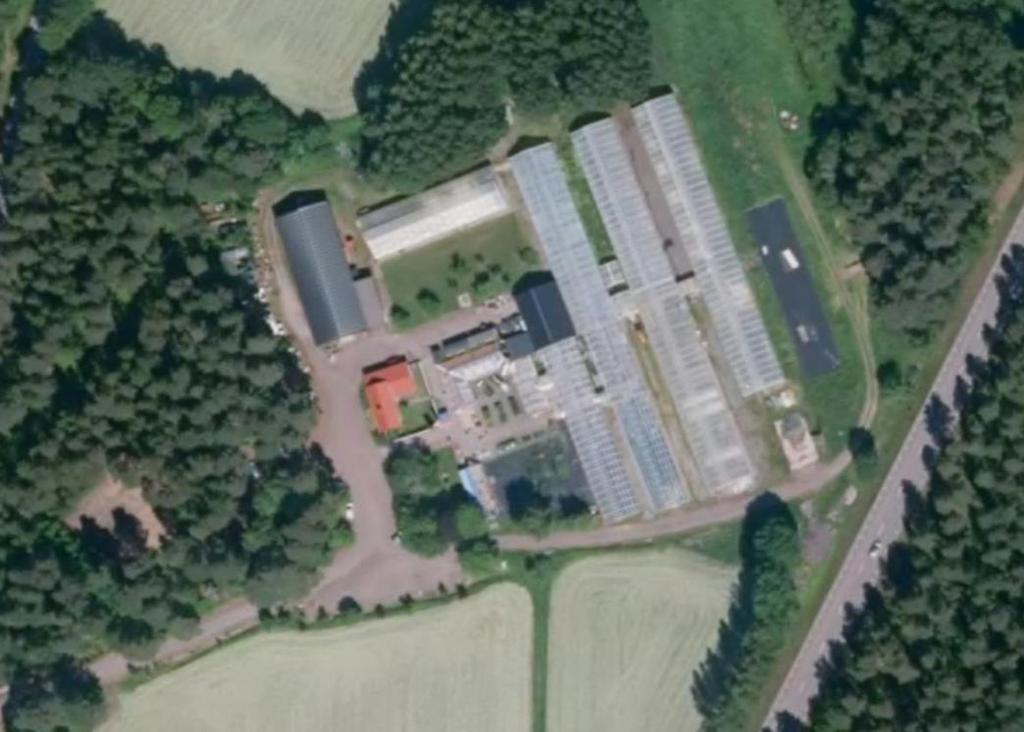 1 UPPDRAG WSP Sverige AB har på uppdrag av Panghus AB, utfört en geoteknisk utredningför att bedöma grundläggningsförhållanden inför ev. exploatering Se figur 1 för undersökt område.