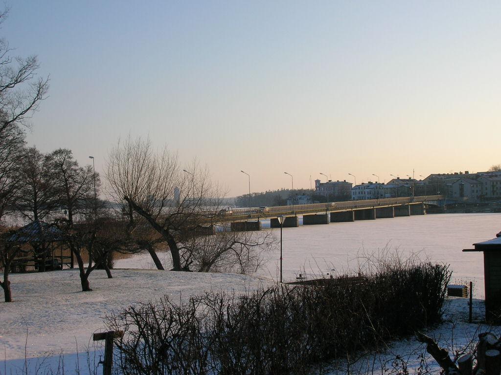 Vårt datum 2008-02-11 Vår referens Eskilstuna, Ola Larsson Trafikutredning Tosteröbron Uppdatering 2008 2008-02-11 Strängnäs kommun Grontmij AB Besöksadress