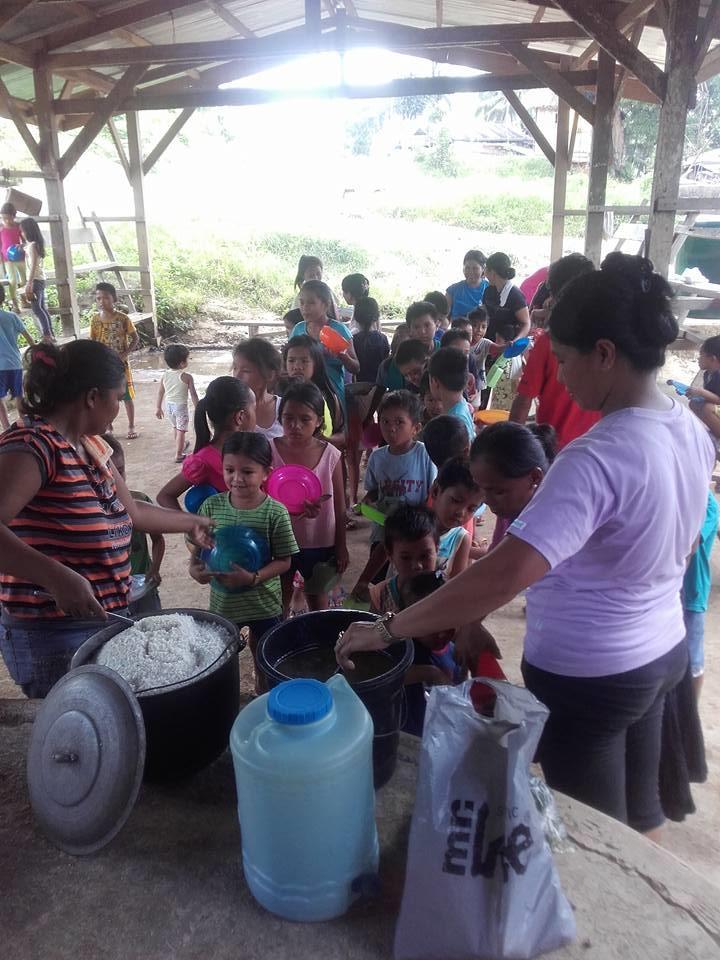 PROSPERIDAD, San Agustin, Agusan del Sur Vi har även utfört mobila bespisningar i Agusan Del Sur