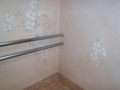 Entréplan / Sovrum Entréplan / Vardagsrum Entréplan / Dusch/Wc /Tvättstuga - Bristfälligt golvfall då golvfallet endast är placerat i duschzon.