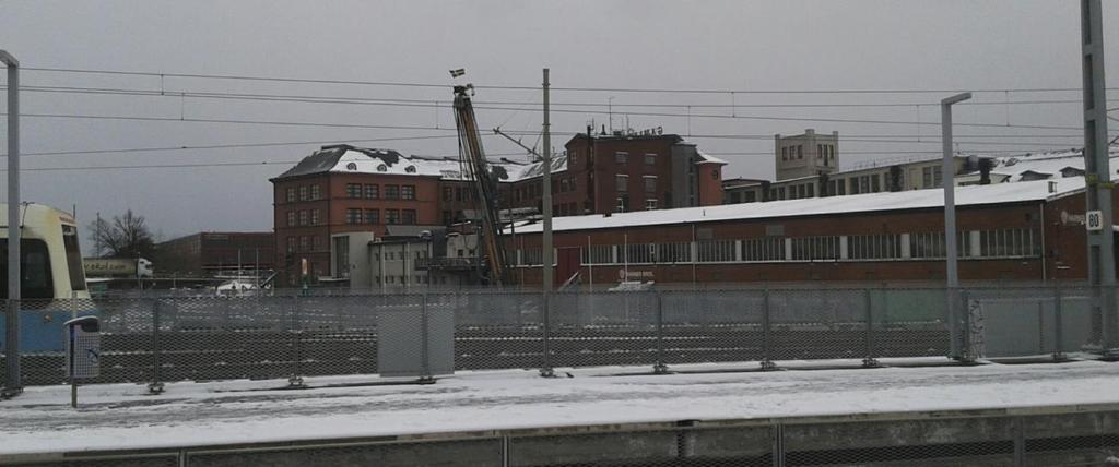 Bild 20: Gamlestadens fabriker sett från Gamlestadens pendeltågsperrong.