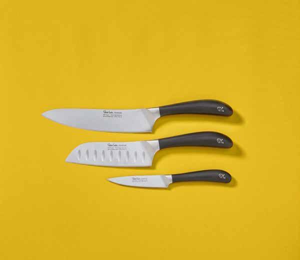 Kockkniv 18 cm, santokukniv 14 cm och grönsakskniv 10 cm