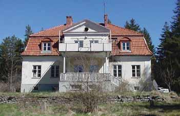 Förvaltarvillan på Bungenäs uppfördes 1926-1928 efter ritningar av malmöbaserade arkitekten Albert Bergqvist.